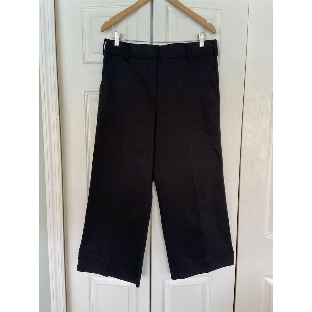 Chicos Black Wide Leg Capri Pants Size 10 Casual Solid Zip Closure